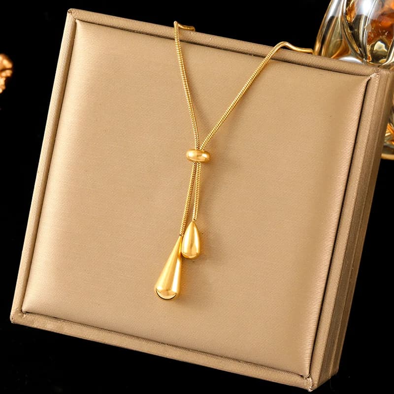 Round Black Long Pendant Necklace