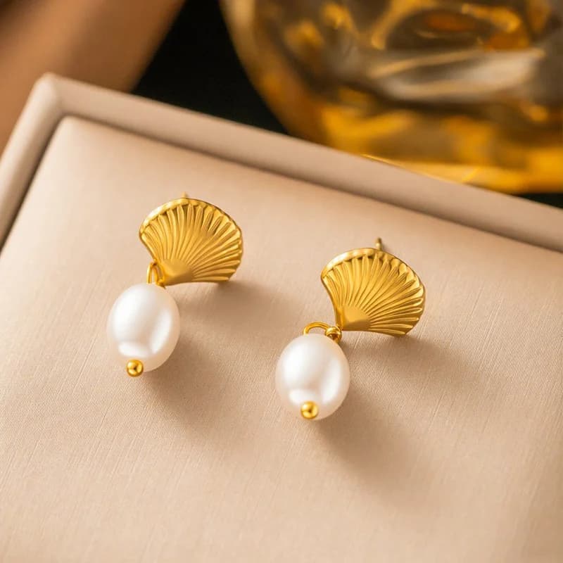 Shell Freshwater Pearl Stud Earrings