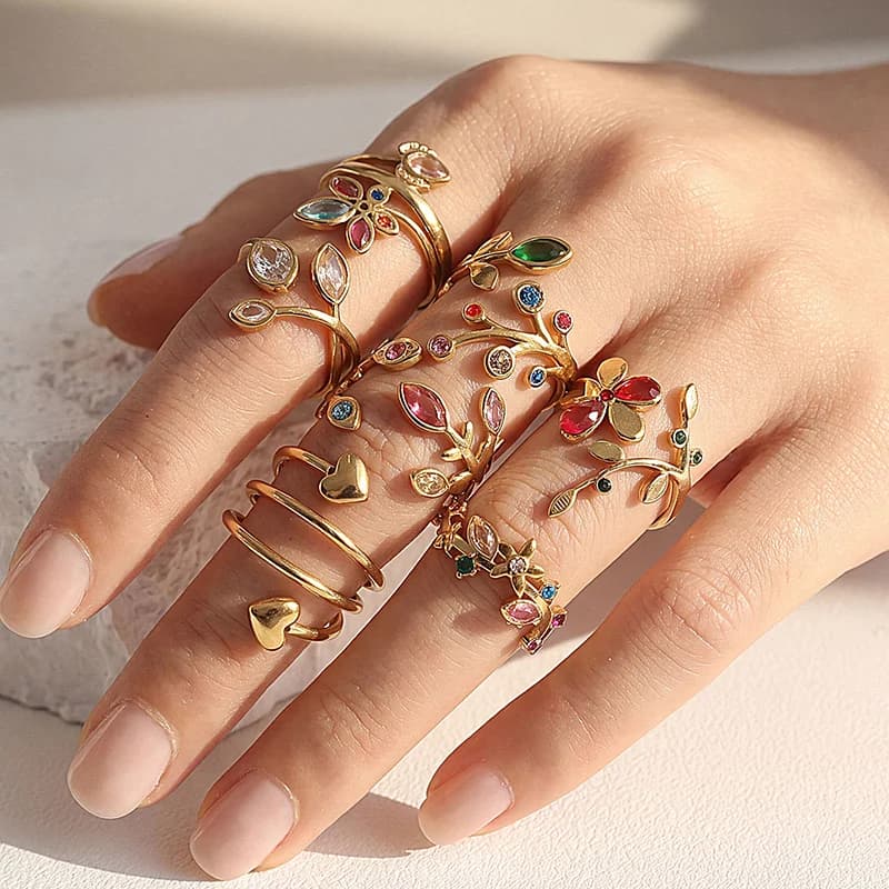 Stainless Steel Sparkling Zirconia Leaf Adjustable Ring