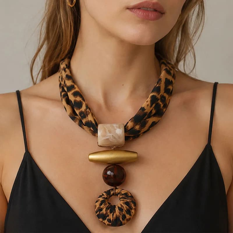 Brown Resin Bohemian Choker Necklace