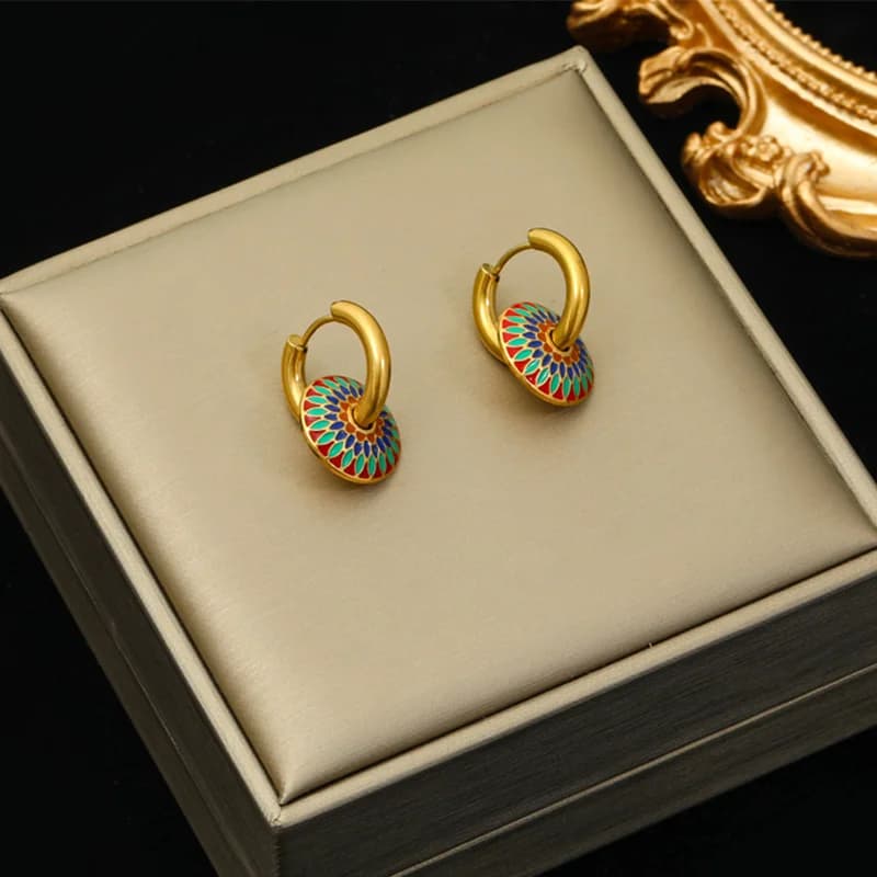 Vintage Flower Necklace and Earring Set