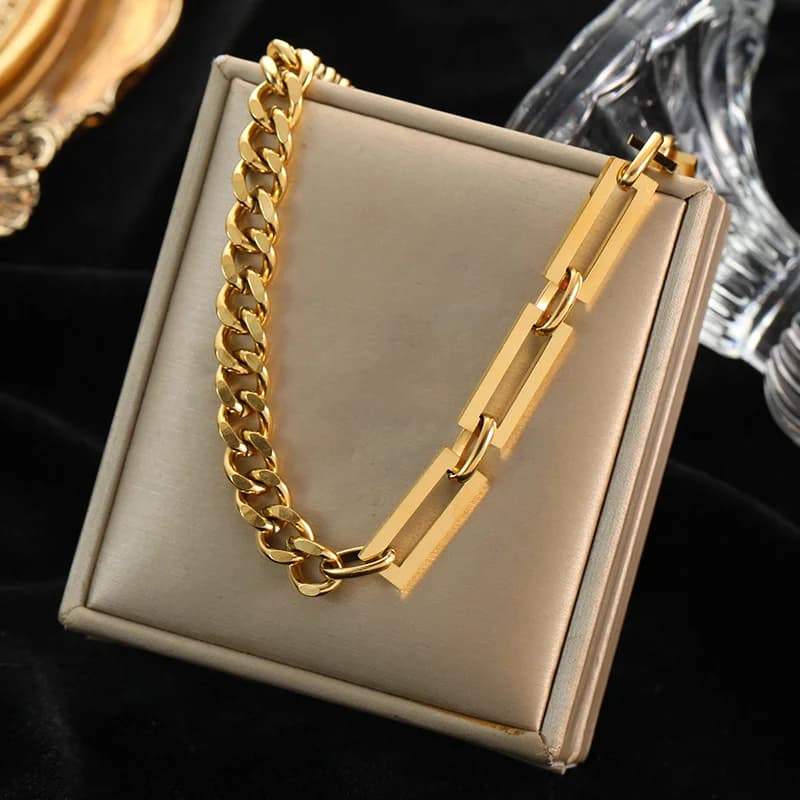 Big Link Chain Collar Necklace, Gold Color