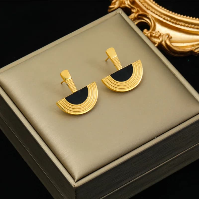 Phoenix Leopard Cross Pearl Earrings